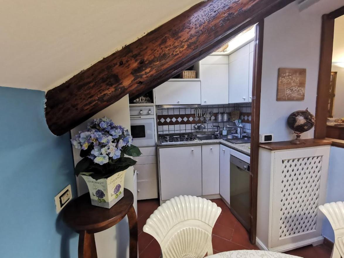 Apartamento Wonderful Penthouse In The Heart Of Milán Exterior foto